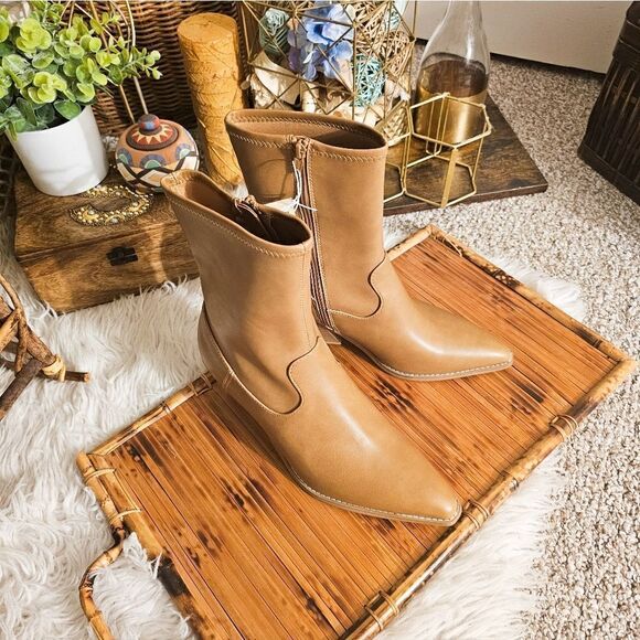 Universal Thread Aubree Ankle Boots With Memory Form Insole. - Picture 4 of 13